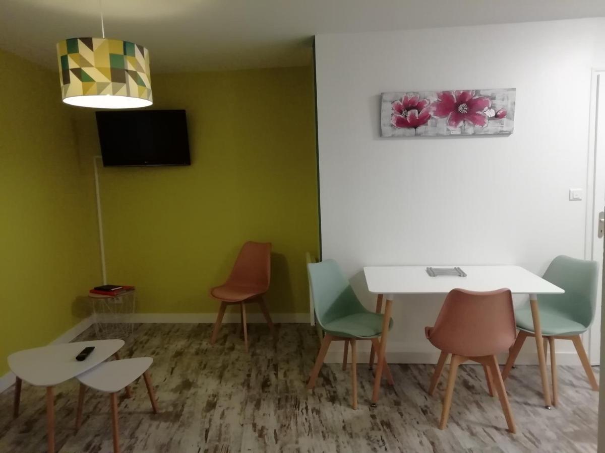 Joli Appartement, 1 Chambre, Au Coeur De Mouilleron St Germain Εξωτερικό φωτογραφία
