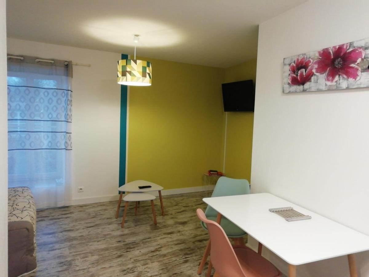 Joli Appartement, 1 Chambre, Au Coeur De Mouilleron St Germain Εξωτερικό φωτογραφία